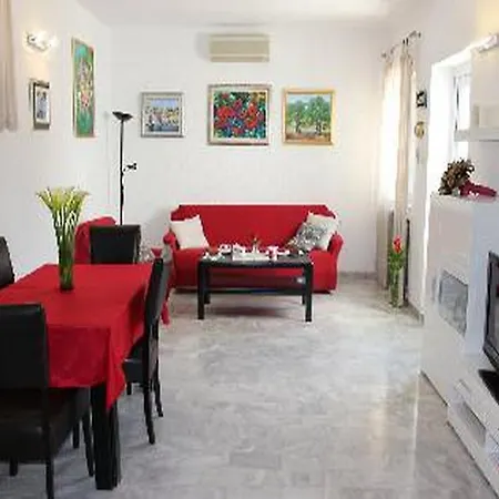 Nyaraló Platanus Trsteno