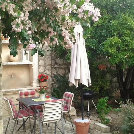 Platanus Ferienhaus Trsteno